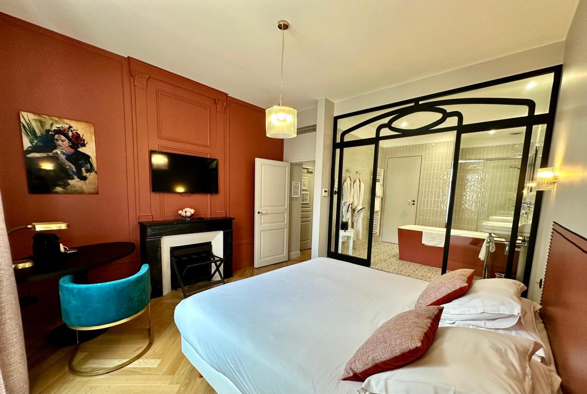 The Originals Boutique, Hotel Le Londres, Saumur Exterior foto